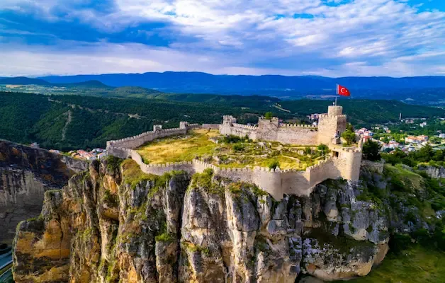 boyabat kalesi, boyabat gezilecek yerler