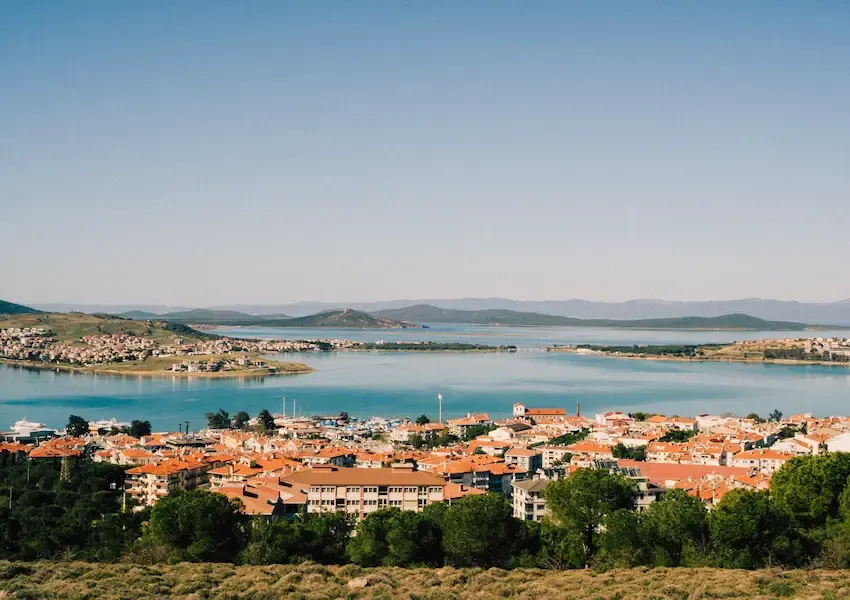 cunda adası gezilecek yerler