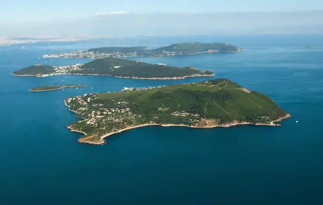 İstanbul Adalar gezilecek yerler